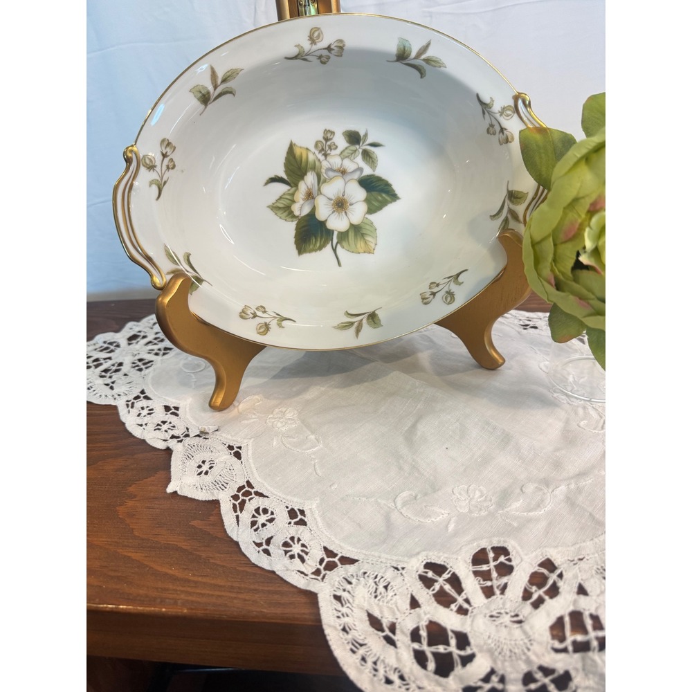 Noritake White Rose Oval Vegetable Serving Bowl Gold Trim Made in Japan 10.5in